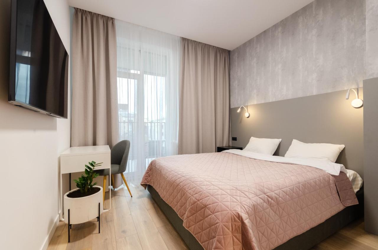 Petrovdom 160-161-166-3A-3B-131A-104A In Beautiful Apartments In Rc "Yaroslaviv Grad" Kiev Extérieur photo