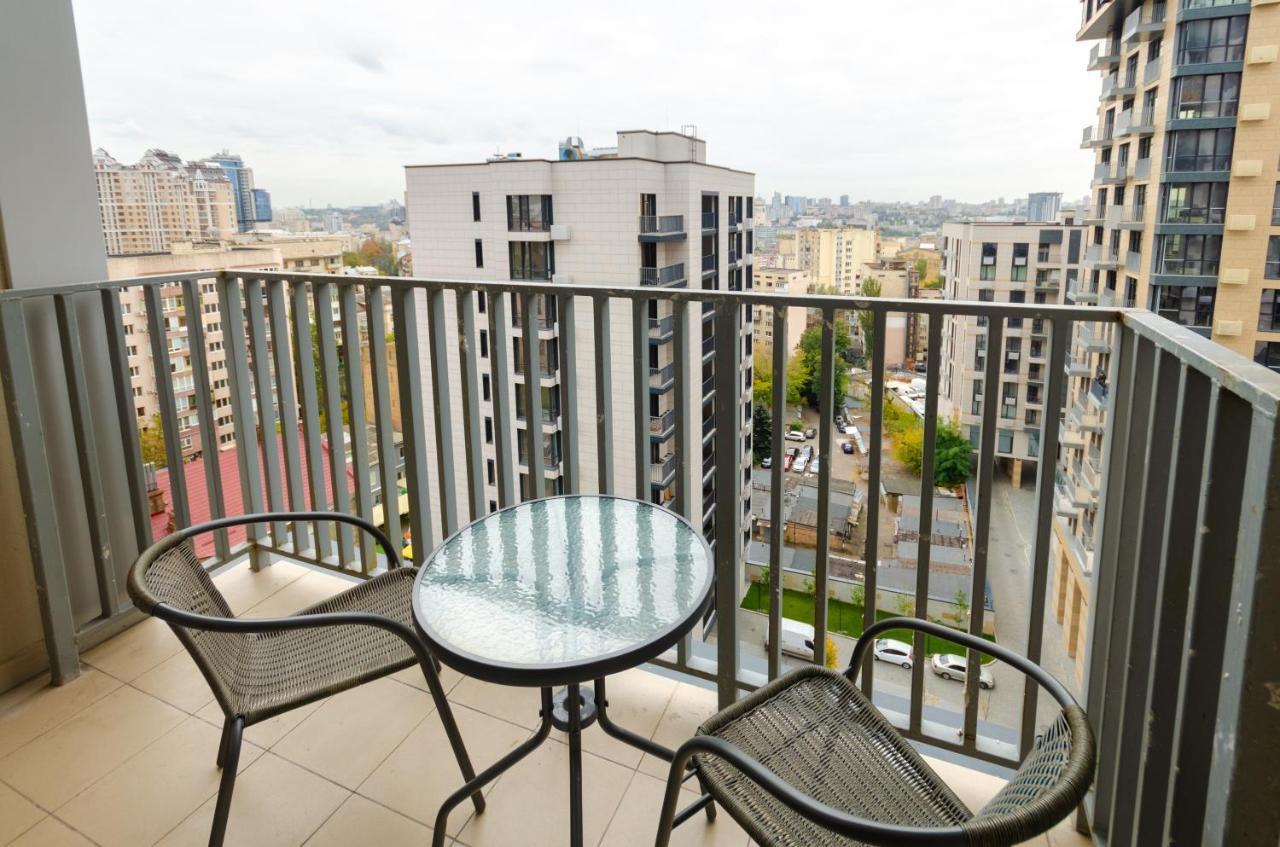 Petrovdom 160-161-166-3A-3B-131A-104A In Beautiful Apartments In Rc "Yaroslaviv Grad" Kiev Extérieur photo